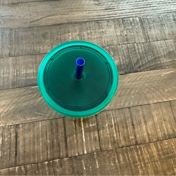 Starbucks Fame Lime Tumbler- Summer 2022 - Venti 24oz Metallic Cold Cup - Picture 3 of 6